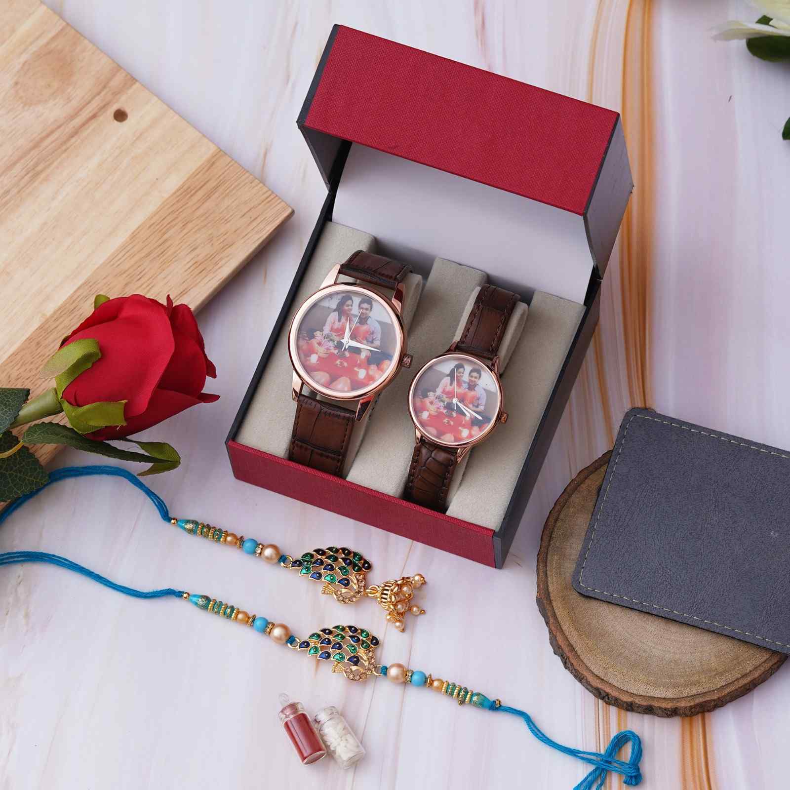 Leather Strap Latest Analogue Watch for Couple | purble.in