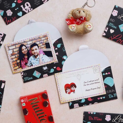 Valentine's Tin Box Postcard Collection