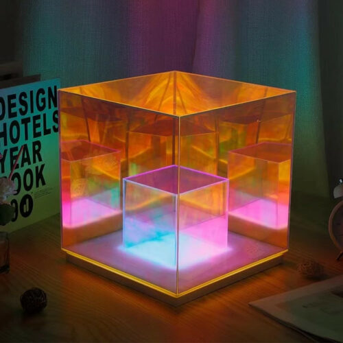 Crystal Cube Table Lamp (1)