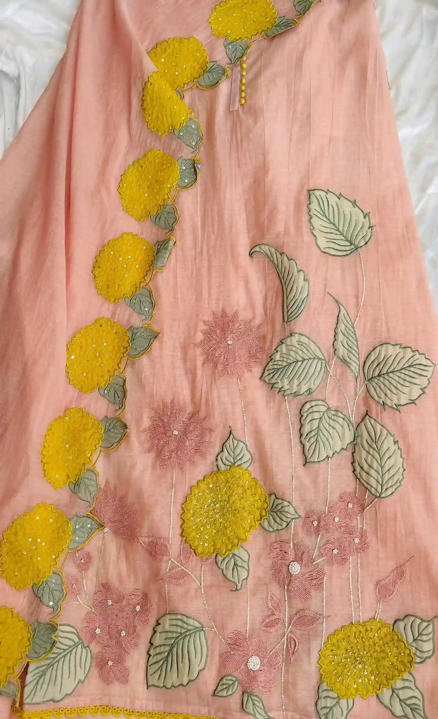 Floral Embroidery & Patchwork Pure Mal Suit - HoMafy
